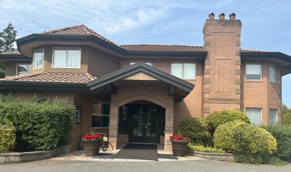 At Ease Physiotherapy clinic building in South Surrey & White Rock
